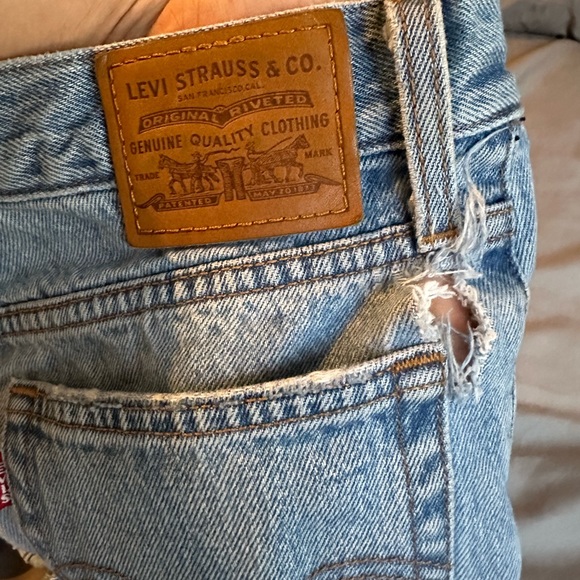 Levi Wedgie - Picture 4 of 8